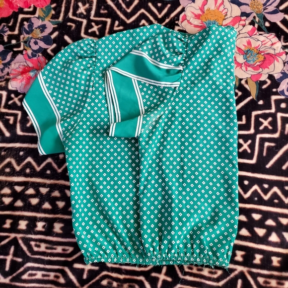 Vintage Hankerchief blouse Sm/M - Picture 7 of 16